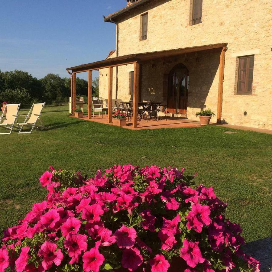 La Stalla Acquaviva  Luaran gambar