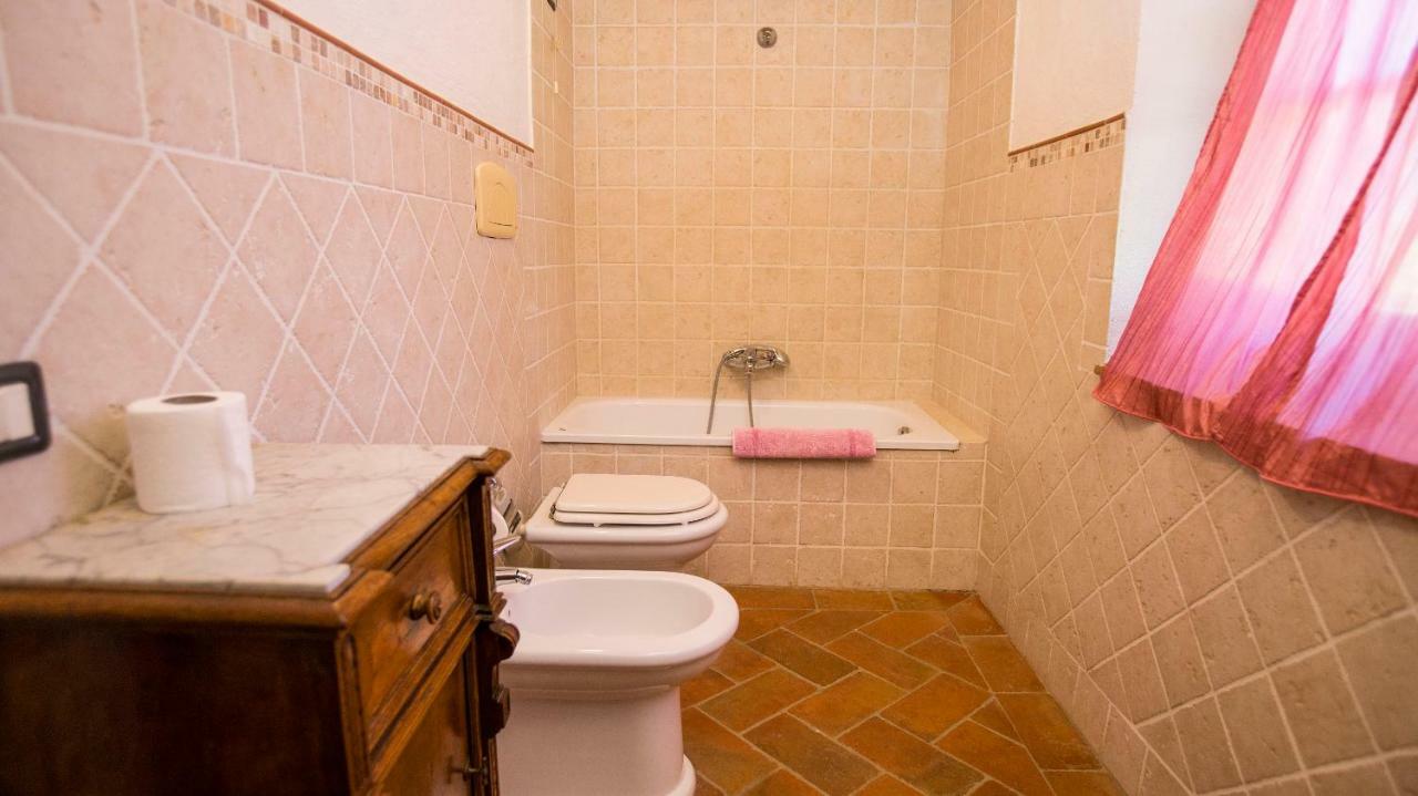 La Stalla Acquaviva  Luaran gambar